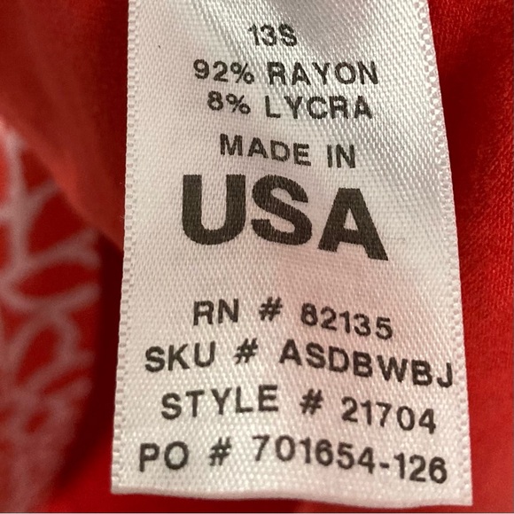 Fresh Produce V-Neck Midi Dress Women’s Size L Floral Stretch Knit Tie Waist - Picture 7 of 7